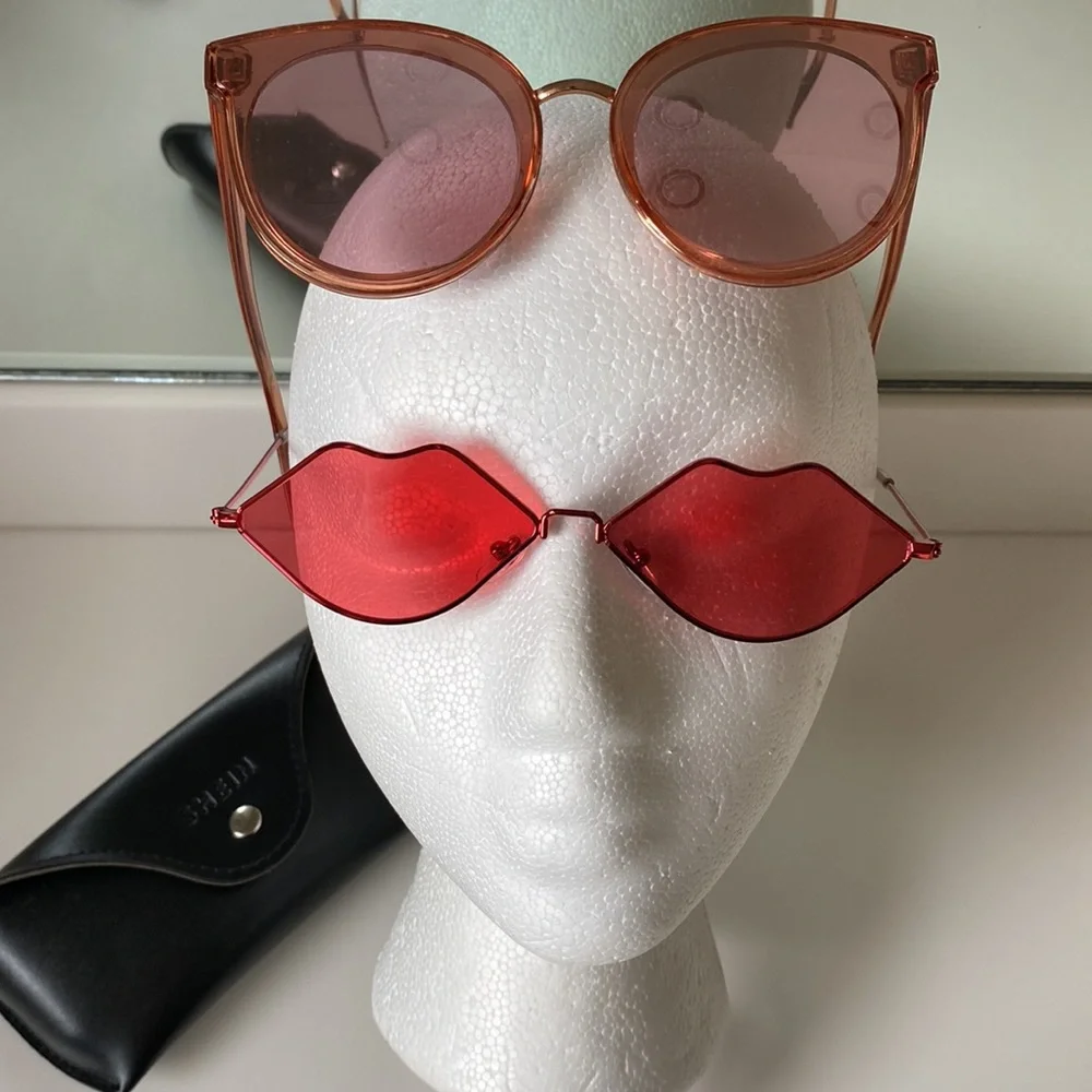 2 FUN Tinted Sunglasses & Case: KISS LIP Shape Wire Frame & Large Plastic Frame - Picture 2 of 10